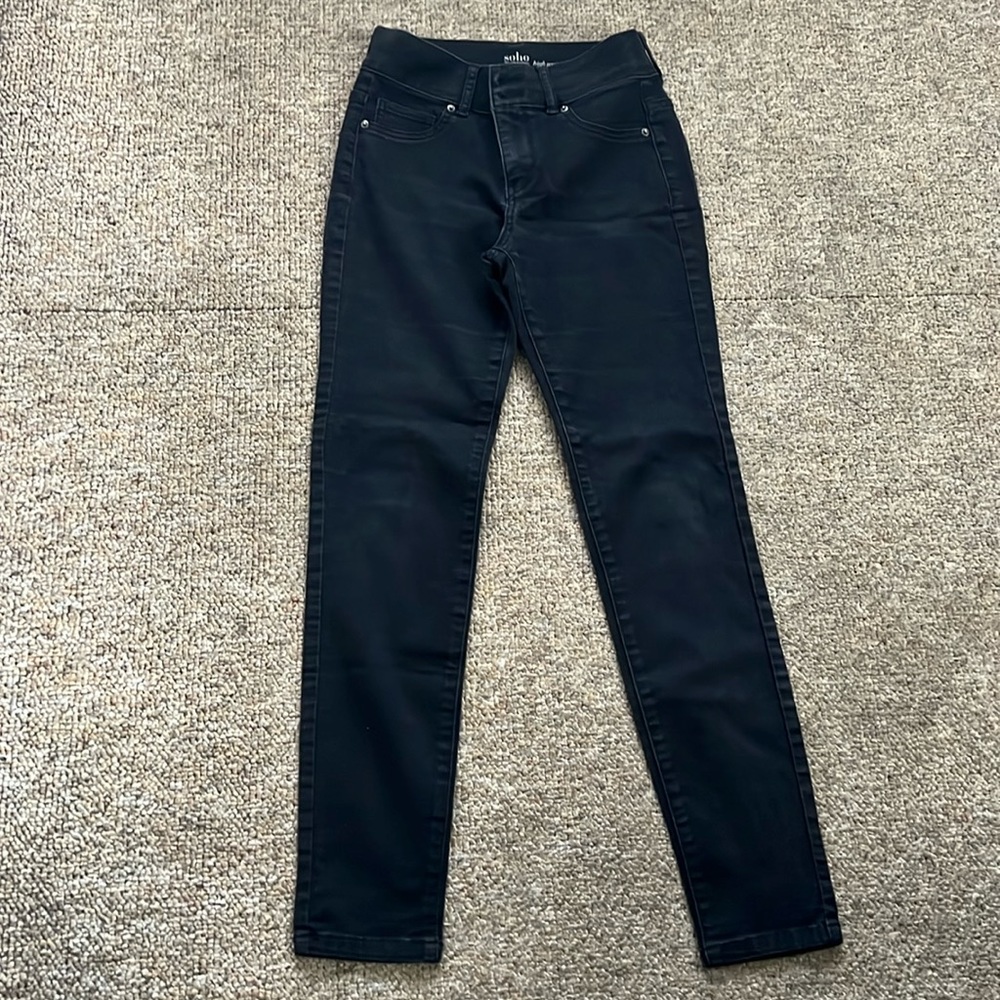 Soho Women’s Hight-waist Legging Size 4 Black